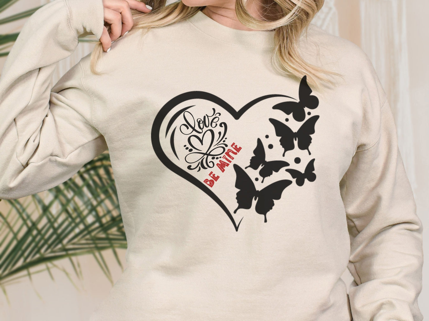 Happy valentines day Unisex Heavy Blend™ Crewneck Sweatshirt