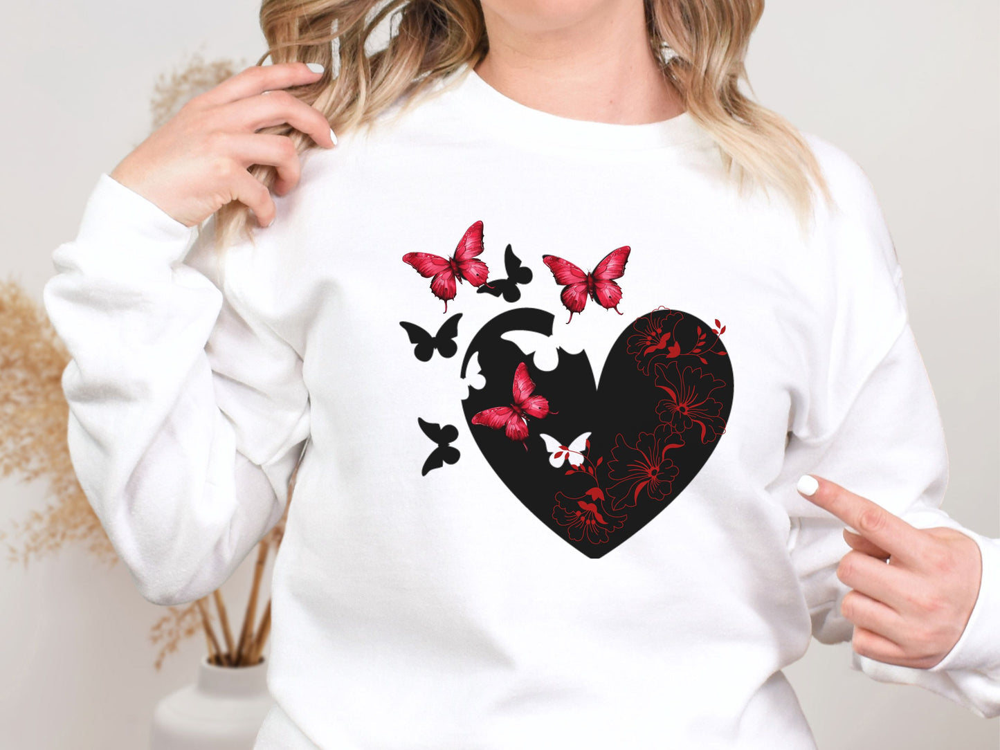 Happy valentines day Unisex Heavy Blend™ Crewneck Sweatshirt