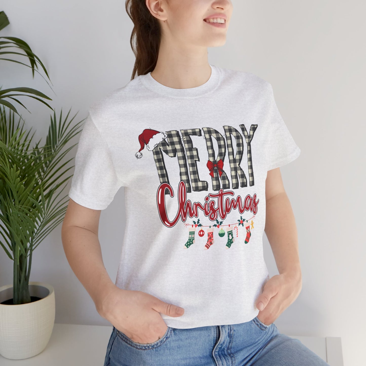 Merry Christmas Unisex Tee, Christmas Shirt, Christmas Outfit, Merry Christmas T-shirt, Merry Christmas 2024 T-shirt, Christmas Gift, Family Holiday Outfit.